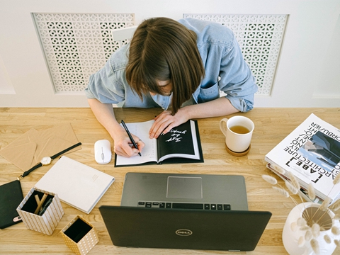 2025年紐約州公司年審報(bào)稅全攻略：步驟+要點(diǎn)