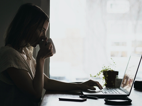 華美銀行中文客服，多幣種賬戶，華人開戶首選